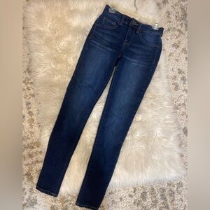 Size 3 American Authentic skinny leg “Jegging” Style dark wash denim jeans